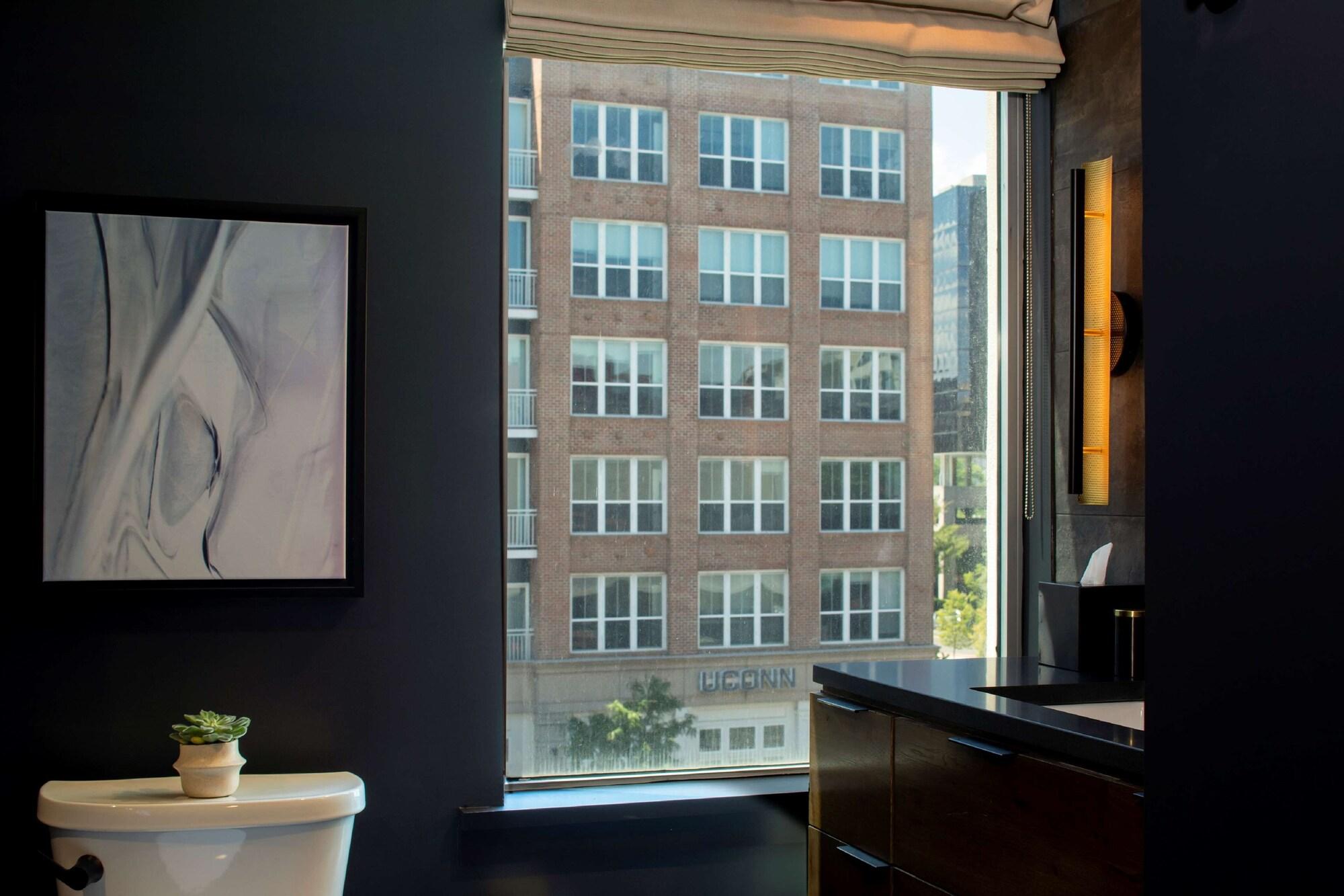 The Lloyd Stamford, Tapestry Collection By Hilton Hotel Luaran gambar